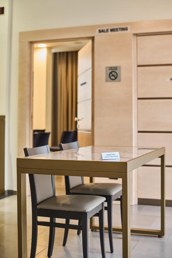 Hotel Da Vinci Esterno foto