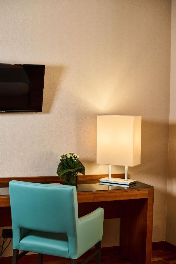 Hotel Da Vinci Esterno foto